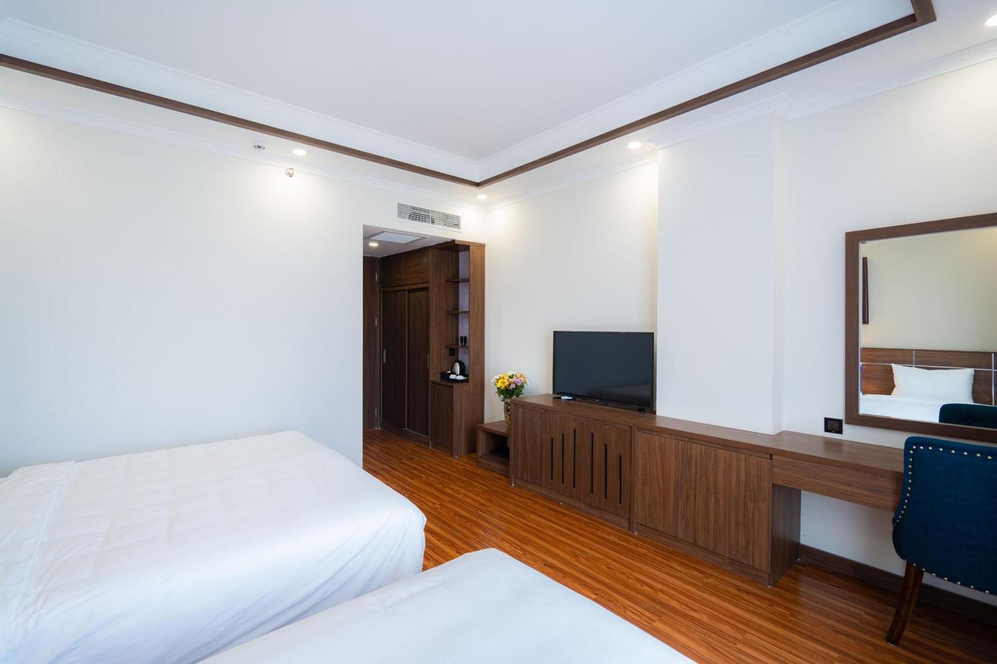 Xuan Thanh Luxury Hotel Ha Long Dış mekan fotoğraf